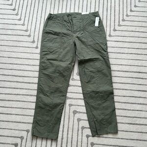 Old Navy green ankle pants